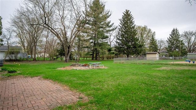 1413 E Clairemont Ave, Eau Claire, WI 54701 - view of yard featuring fence
