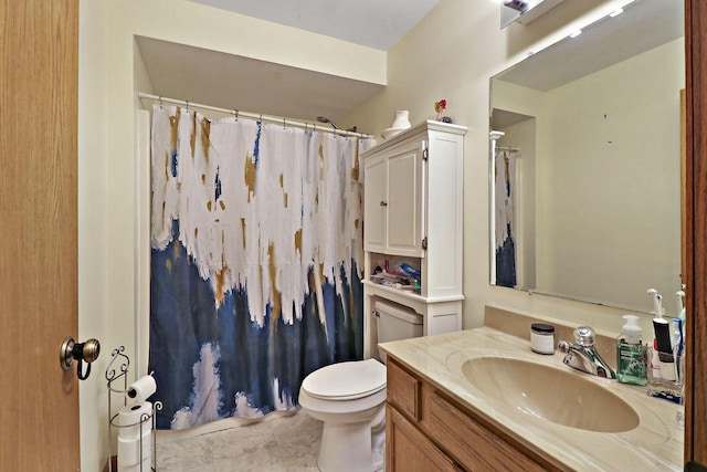full bath with toilet, a shower with curtain, tile patterned floors, and vanity