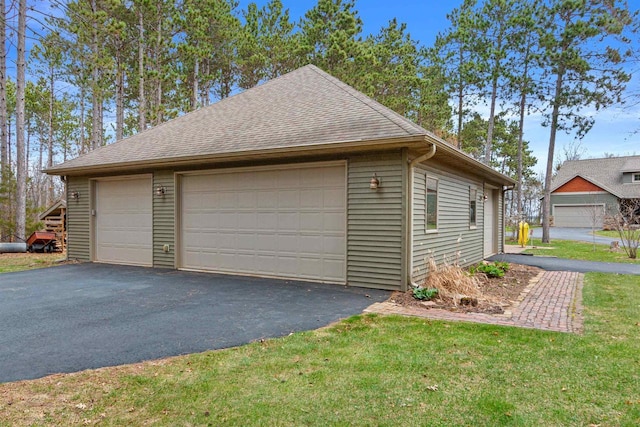 view of detached garage