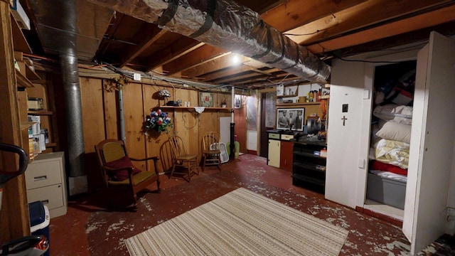 view of unfinished basement