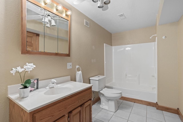 W11330 Rose Eld Rd, Ripon, WI 54971 - bathroom featuring toilet, bathing tub / shower combination, visible vents, tile patterned flooring, and a textured wall