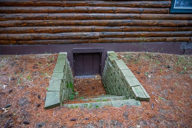 view of entry to storm shelter