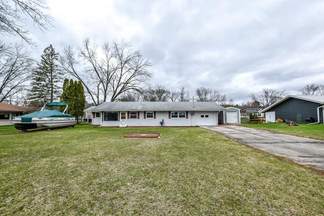 W10940 W Harmony Dr, Lodi, WI 53555 - ranch-style house with driveway and a front lawn