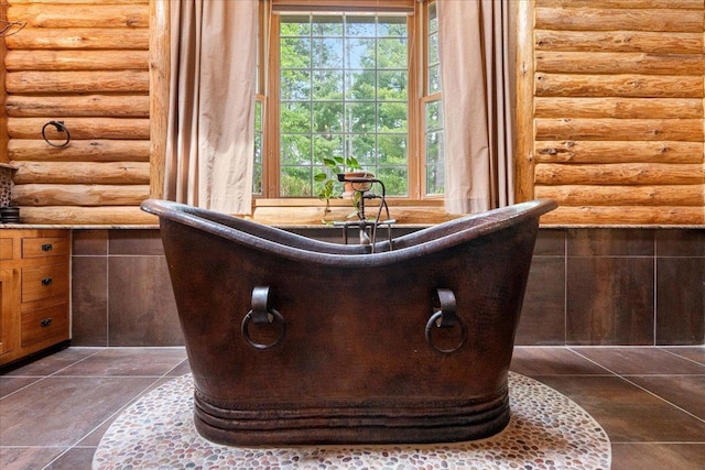 W2470 County Road B, Montello, WI 53949 - detailed view of rustic walls