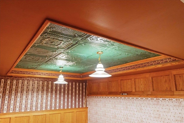 W2470 County Road B, Montello, WI 53949 - detailed view of wainscoting and an ornate ceiling