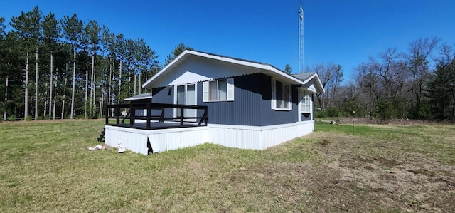 N7120 Sullivan Ln, New Lisbon, WI 53950 - view of property exterior with a yard