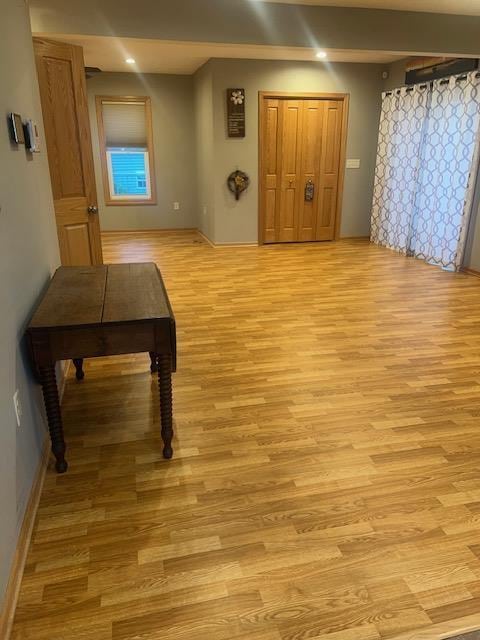 1075 Grant St, Fennimore, WI 53809 - entrance foyer featuring light wood-style flooring and baseboards