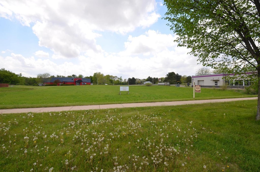 LT2 W Main St, Whitewater, WI 53190