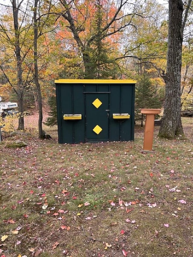 W15560 Mckinley Ln, Athelstane, WI 54104 - view of outdoor structure