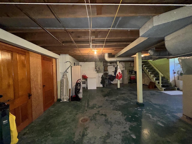 140 W Manchester St, Markesan, WI 53946 - unfinished basement featuring stairway