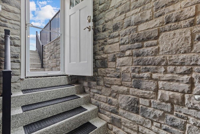 1430 Park Ave, West Bend, WI 53090 - view of stairway