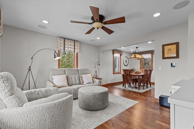 1430 Park Ave, West Bend, WI 53090 - living area with ceiling fan, wood finished floors, recessed lighting, and baseboards