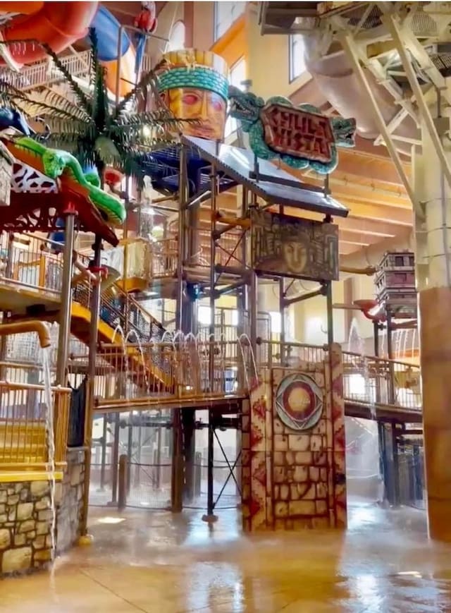 2504 River Rd Unit 7218, Wisconsin Dells, WI 53965 - view of lobby
