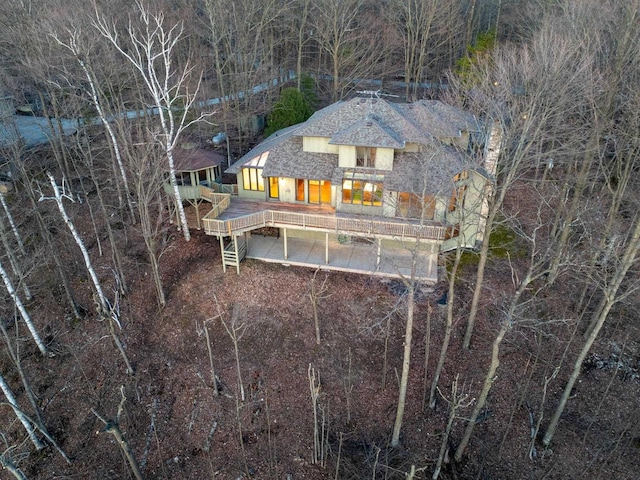 aerial view of property and surrounding area