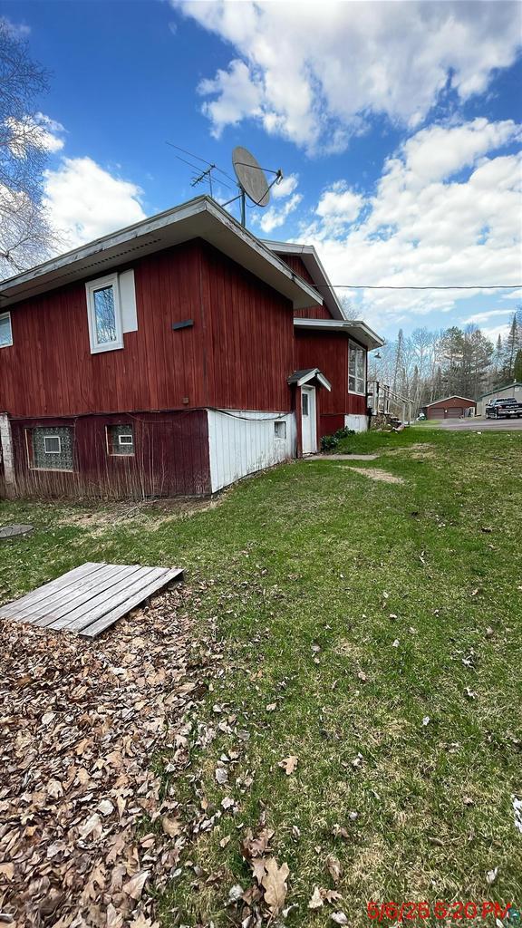 6407 S Tuff Rd, Superior, WI 54880