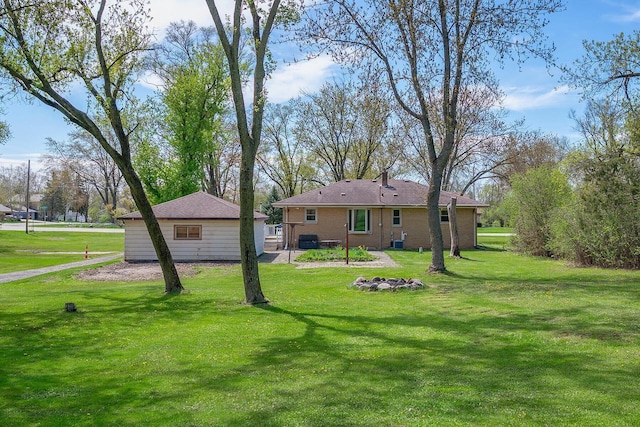 view of grassy yard