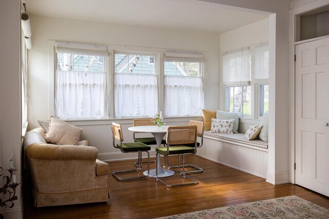 395 Lake St, Green Lake, WI 54941 - view of sunroom / solarium