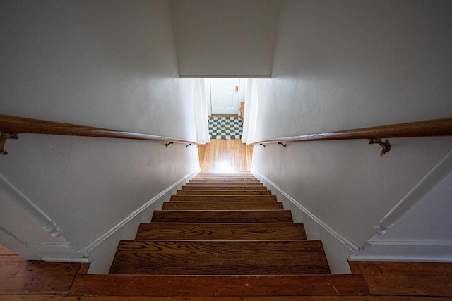 395 Lake St, Green Lake, WI 54941 - stairway featuring wood finished floors
