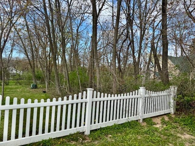 12524 W Prospect Dr, New Berlin, WI 53151