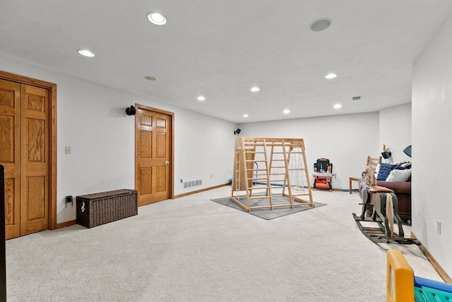 3311 S Scarlet Oak Ln, Appleton, WI 54915 - living area with recessed lighting, carpet, and baseboards