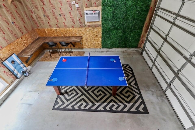 N3413 Queen Rd, Lake Geneva, WI 53147 - playroom with concrete floors