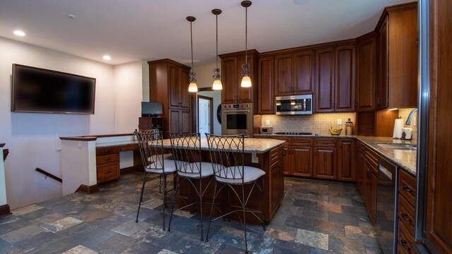 4061 Stoneridge Dr, Wausau, WI 54403