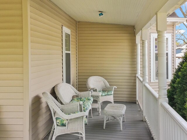 406 Haskins St, Lake Geneva, WI 53147