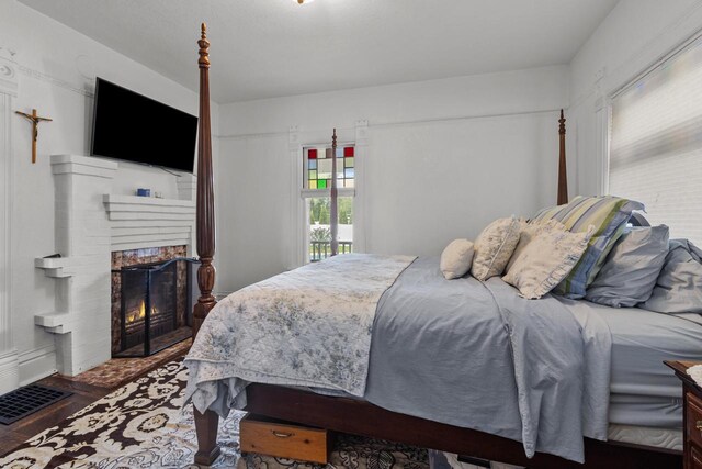 406 Haskins St, Lake Geneva, WI 53147
