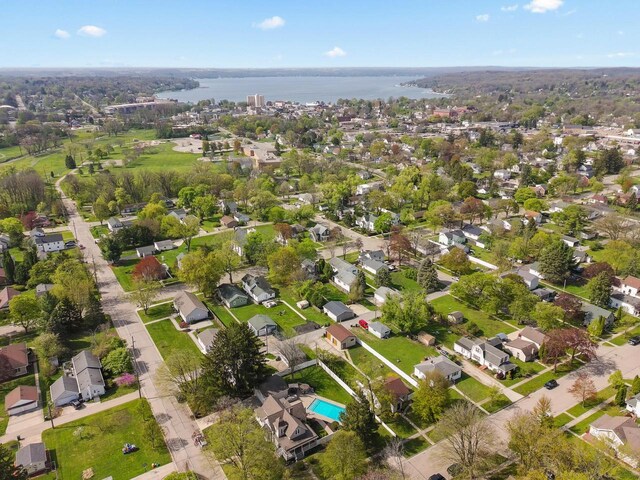 406 Haskins St, Lake Geneva, WI 53147