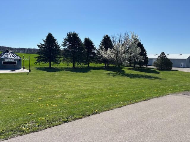 7704 Salisbury Rd, West Bend, WI 53090 - view of green lawn