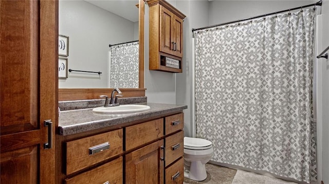 129 Grey Friar Ln, Eau Claire, WI 54701 - bathroom with toilet, vanity, and a shower with shower curtain