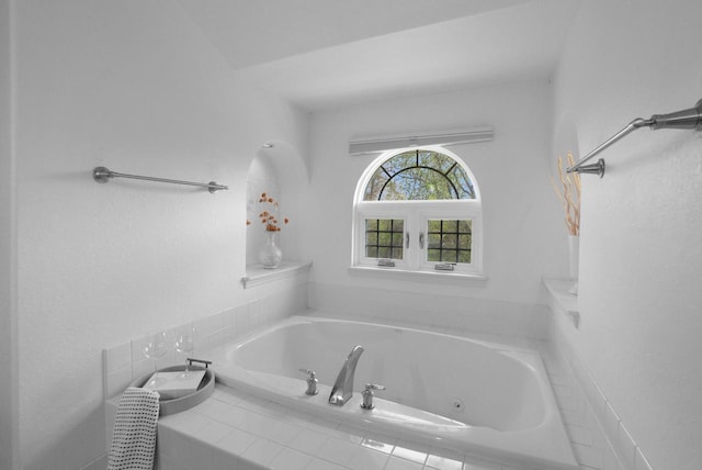 N53W16789 Prairie Dawn, Menomonee Falls, WI 53051 - full bath with a whirlpool tub
