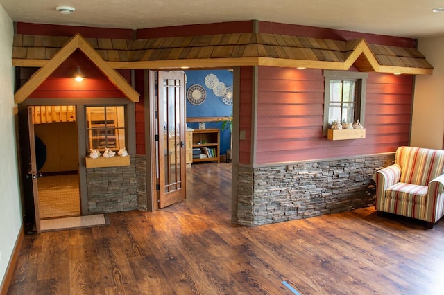 953 Larkspur Rd, Plymouth, WI 53073 - interior space