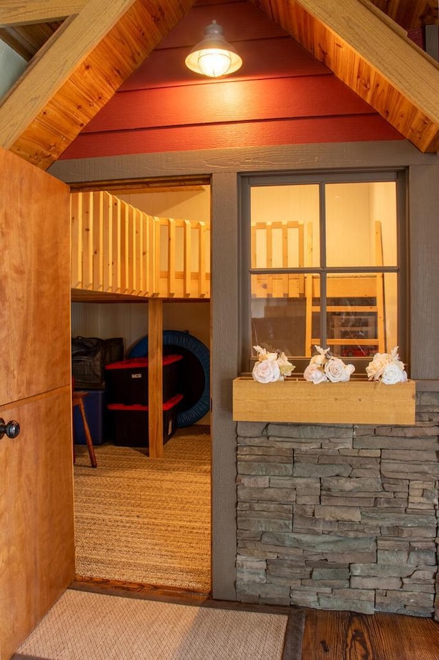 953 Larkspur Rd, Plymouth, WI 53073 - detailed view of beamed ceiling