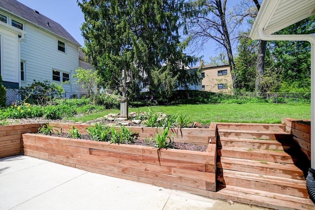 3112 Monroe St, Madison, WI 53711 - view of yard with a garden