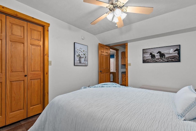W3161 Julianna Ct, Chilton, WI 53014 - bedroom featuring vaulted ceiling, dark wood-style flooring, and ceiling fan