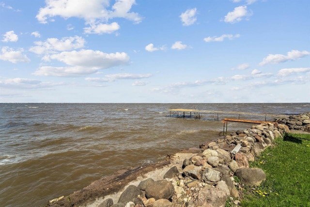 N8432 Minawa Beach Rd, Fond Du Lac, WI 54937 - water view