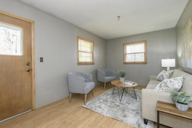 2334 W Custer Ave, Glendale, WI 53209 - living area with wood finished floors