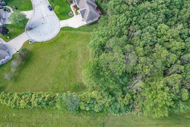 2969 Apple Ridge Ct, Green Bay, WI 54311