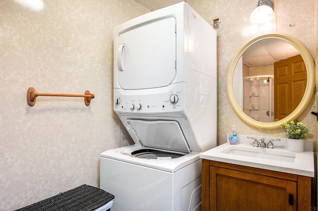 2965 S Stevenson Pier Rd, Sturgeon Bay, WI 54204 - laundry area featuring stacked washing machine and dryer and a sink