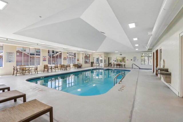 670 E Lake Ave Unit 202, Wisconsin Dells, WI 53940 - view of indoor pool