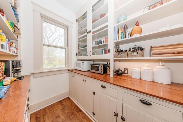 12220 W Highland Rd, Mequon, WI 53097 - view of storage area