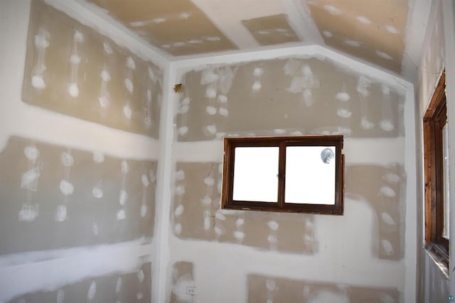 834 W Bayfield St, Washburn, WI 54891 - view of spare room