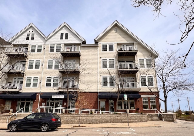 110 S Wisconsin St Unit 2E, Port Washington, WI 53074 - view of apartment building / complex