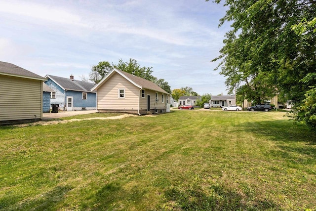 932 Washburn St, Beloit, WI 53511 - view of green lawn