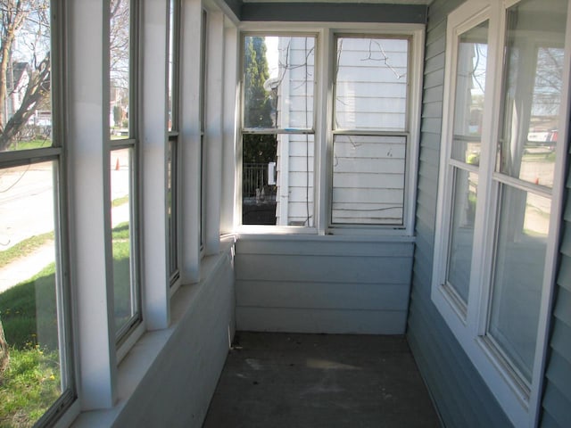 4314 Sheridan Rd, Kenosha, WI 53140 - sunroom featuring plenty of natural light