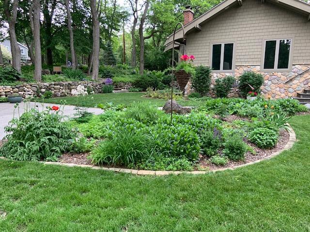 N40W27836 Glacier Rd, Pewaukee, WI 53072 - view of grassy yard