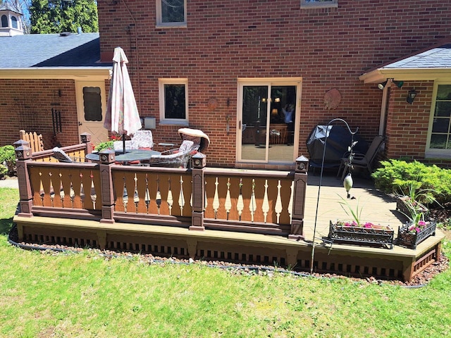 4151 Elmwood Rd, Colgate, WI 53017 - wooden deck with a yard