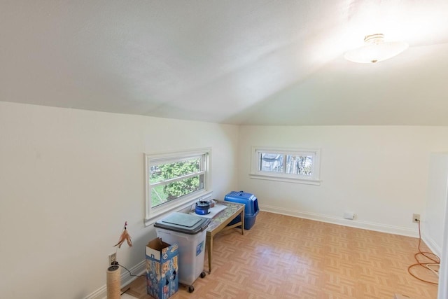 552 11th St, Kenosha, WI 53140 - additional living space with lofted ceiling and baseboards