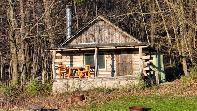 W6876 Wafle Rd, Wonewoc, WI 53968